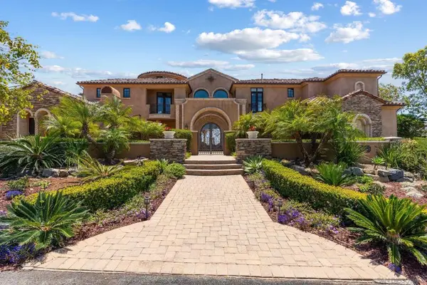 18323 Via Ambiente, Rancho Santa Fe, CA 92067