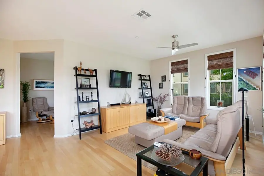 6635 Canopy Ridge #25, San Diego, CA 92121 - #3