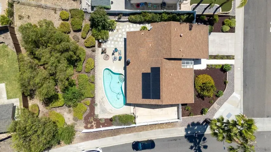 10565 Strathmore Dr, Santee, CA 92071 - #3