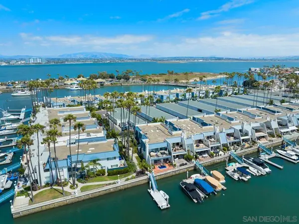 65 Antigua Court, Coronado, CA 92118