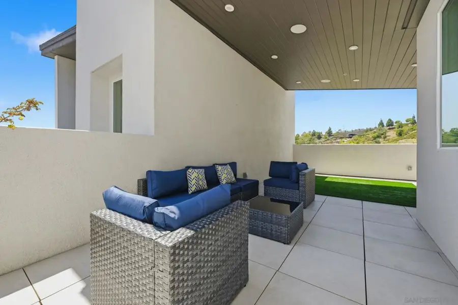 2806 Avella Cir, San Diego, CA 92108 - #3