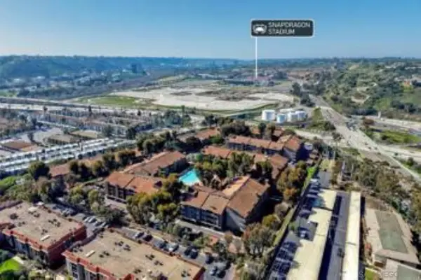 10350 Caminito Cuervo #106, San Diego, CA 92108