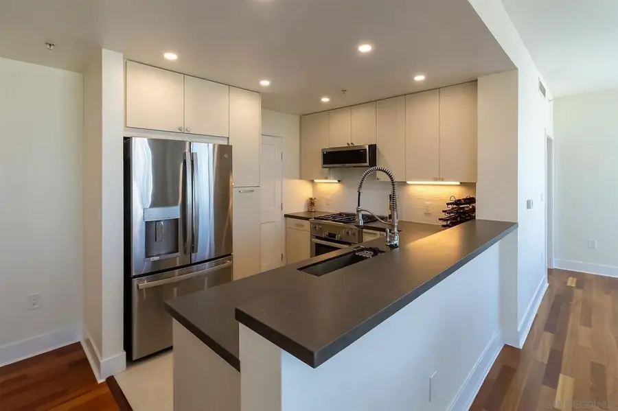 300 W Beech #1908, San Diego, CA 92101 - #3