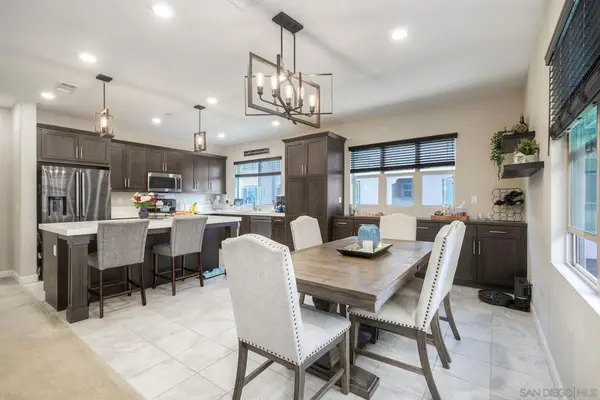 1577 Castillo Way #5, Vista, CA 92081