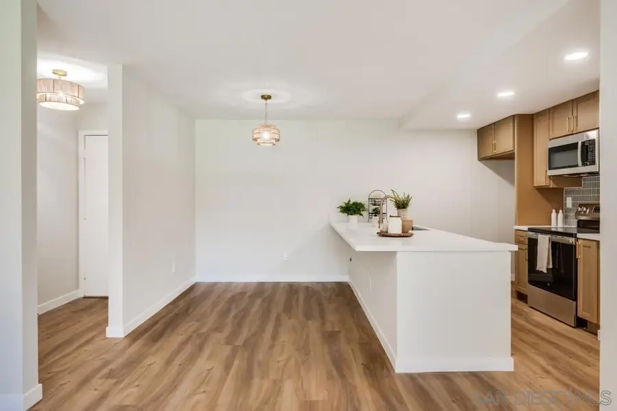 10737 San Diego Mission Rd #216, San Diego, CA 92108 - #3