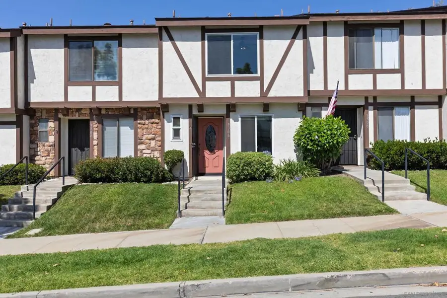 9306 W Heaney Cir, Santee, CA 92071 - #2