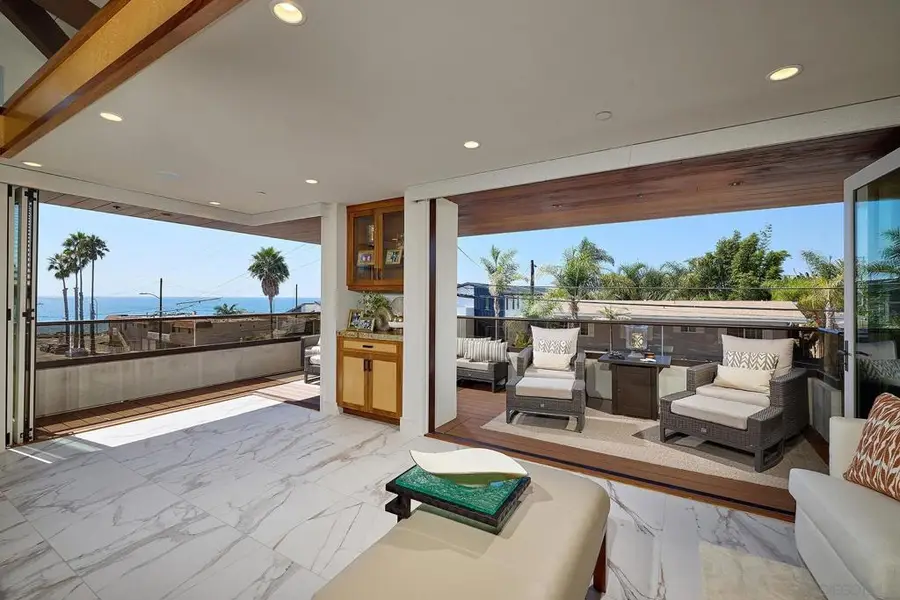 187 Cherry Ave, Carlsbad, CA 92008 - #2