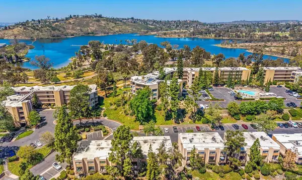 5700 Baltimore Drive #206, La Mesa, CA 91942