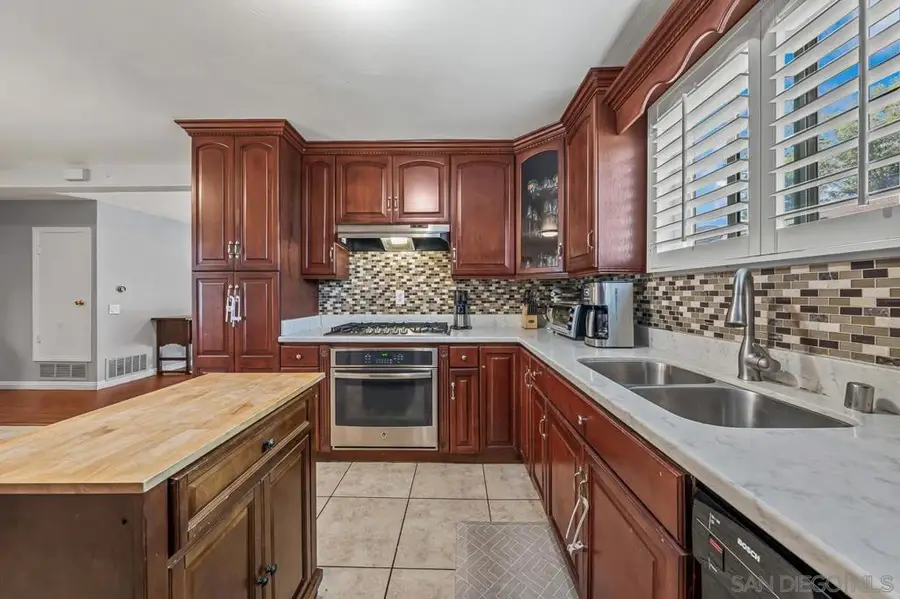 819 Brucker, Spring Valley, CA 91977 - #3