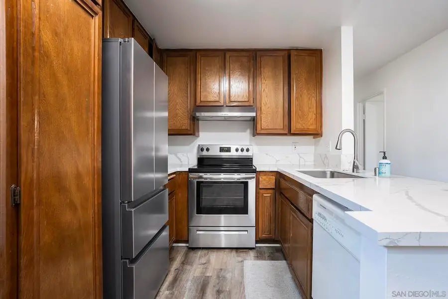 4651 Pico St #111, San Diego, CA 92109 - #2