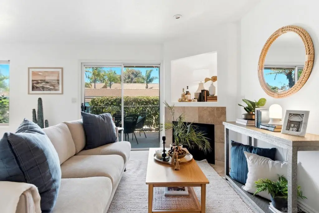 8430 Via Mallorca #111, La Jolla, CA 92037 - #1