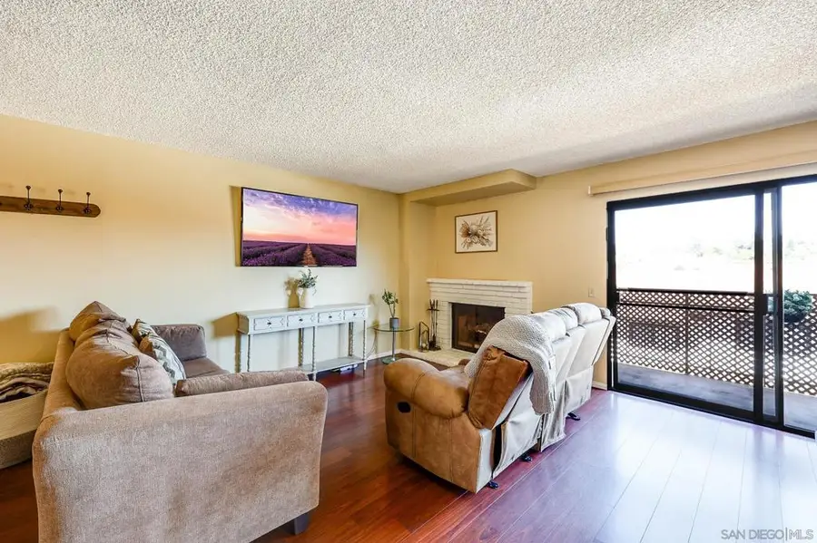 719 Franklin Ln, Vista, CA 92084 - #3
