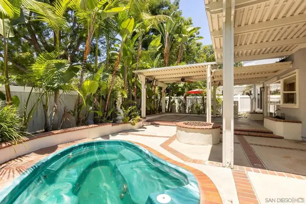 1 Pepperwood, Aliso Viejo, CA 92656