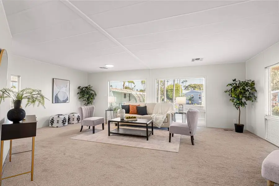 7221 San Luis St., Carlsbad, CA 92011 - #2