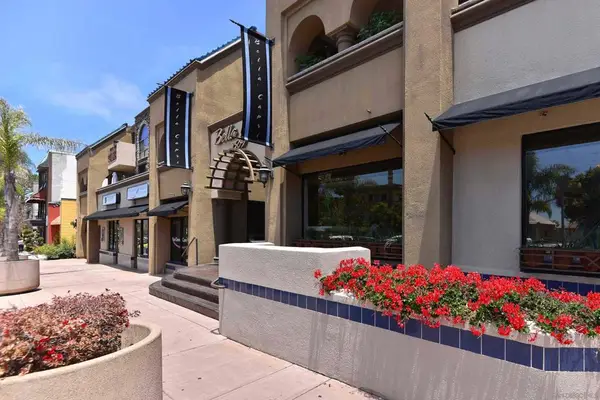 7509 Draper Ave #306, La Jolla, CA 92037