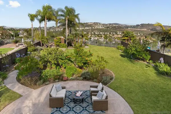 6112 Paseo Tapajos, Carlsbad, CA 92009