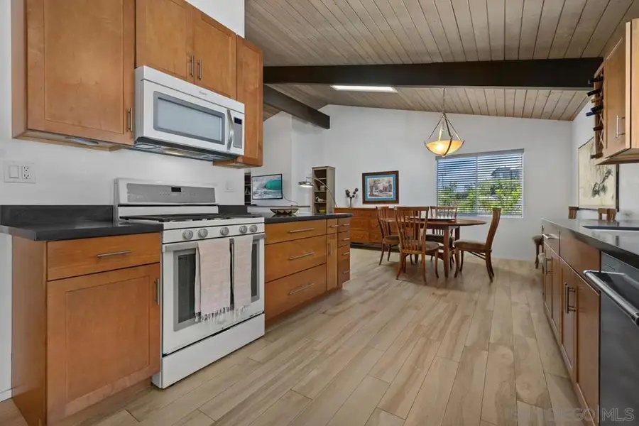 2512 San Joaquin, San Diego, CA 92109 - #3