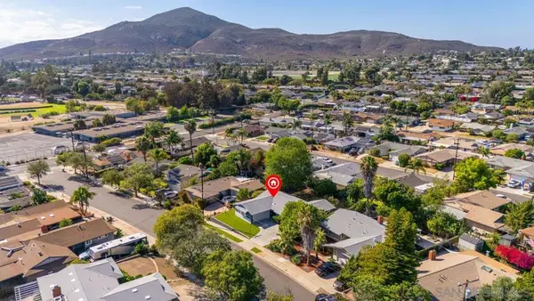 8364 June Lake, San Diego, CA 92119