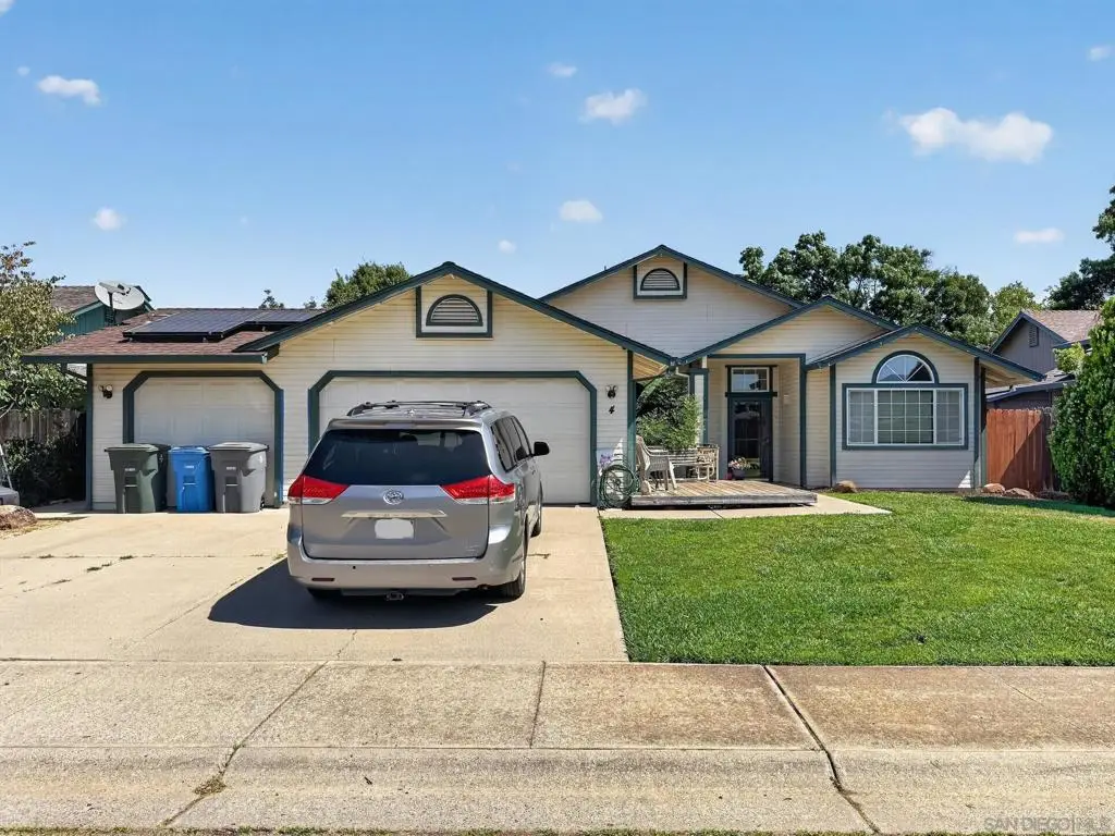 4 Vaquero, Oroville, CA 95965 - #1