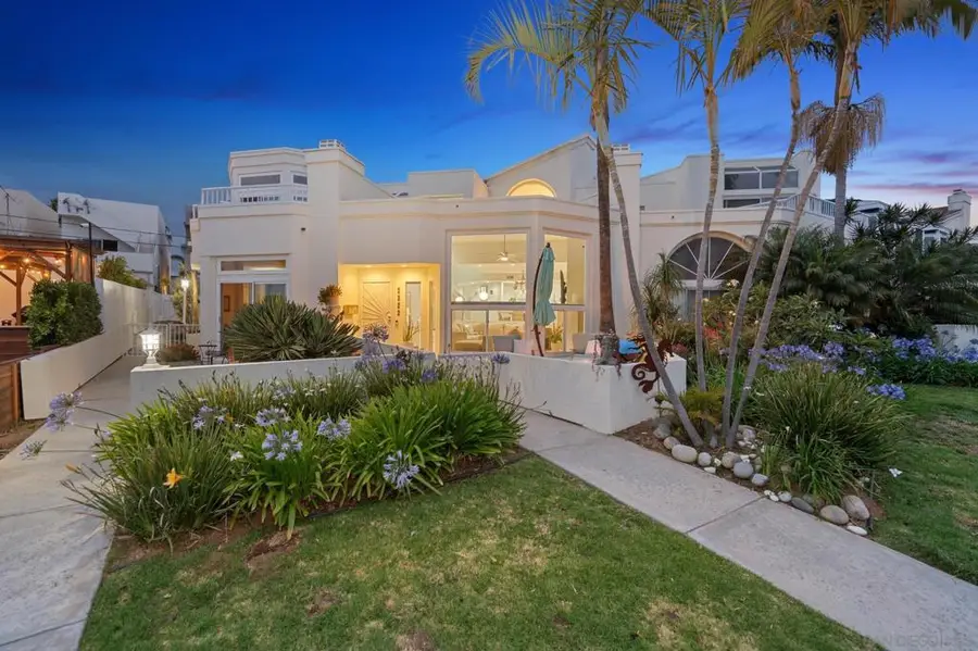 3822 Sequoia St, San Diego, CA 92109 - #3
