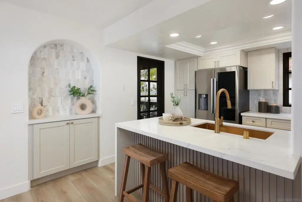 406 Paseo Pacifica, Encinitas, CA 92024 - #1