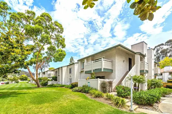 8811 Gilman Dr #H, La Jolla, CA 92037