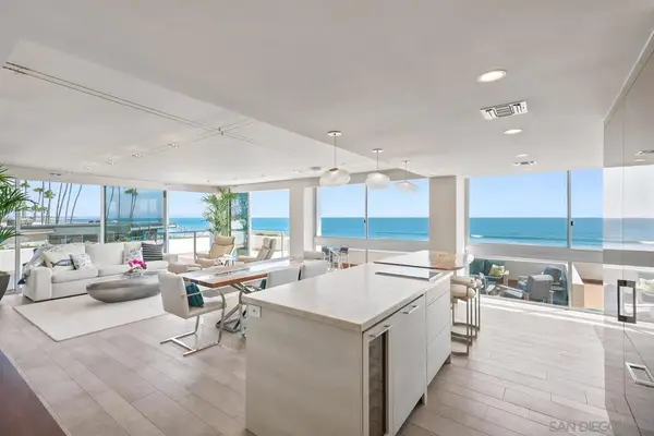 1760 Avenida Del Mundo #108, Coronado, CA 92118