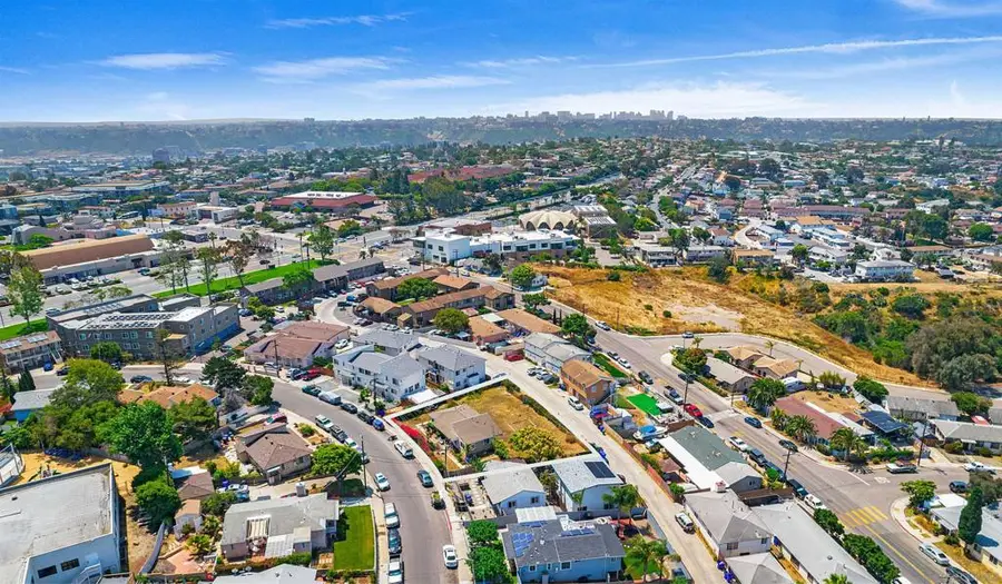2224 26 W Jewett, San Diego, CA 92111 - #3