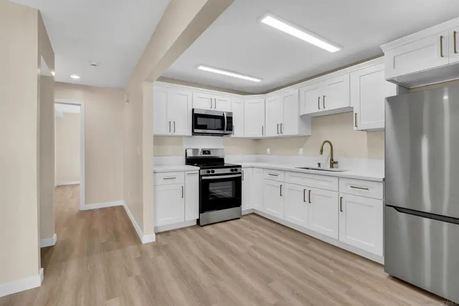 4460 Delta #7, San Diego, CA 92113 - #2