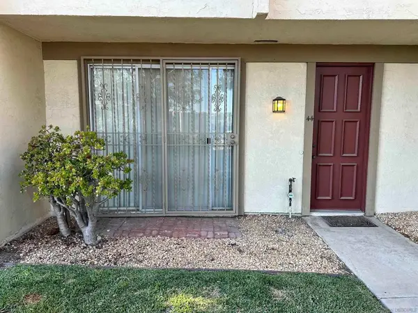 7700 Parkway Drive, La Mesa, CA 91942