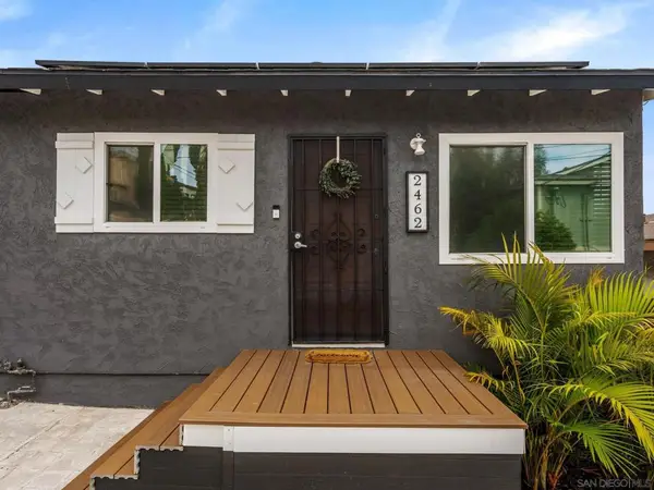 2462 44th, San Diego, CA 92105