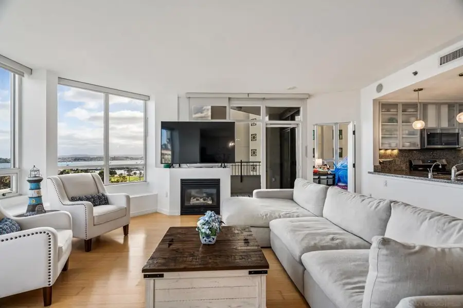 700 W Harbor Dr #705, San Diego, CA 92101 - #2