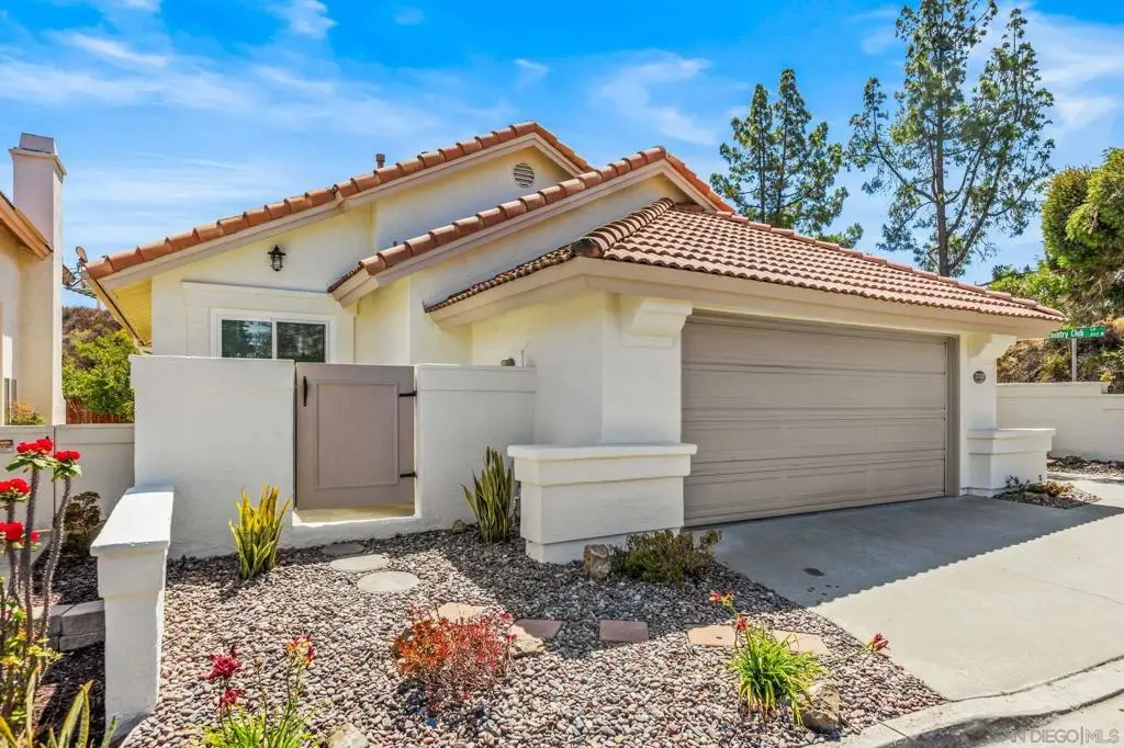 2102 Amorosa Glen, Escondido, CA 92026 - #1