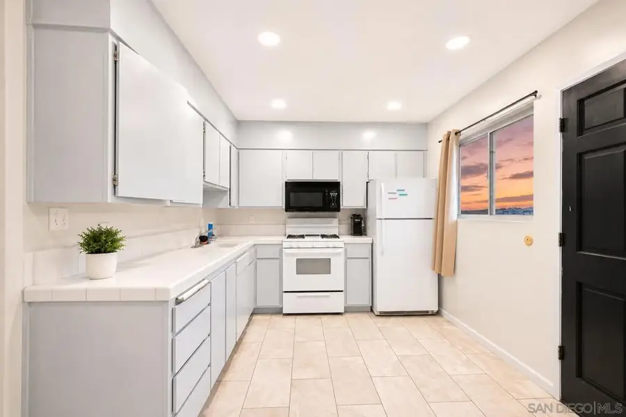 4875 Cole #61, San Diego, CA 92117 - #2