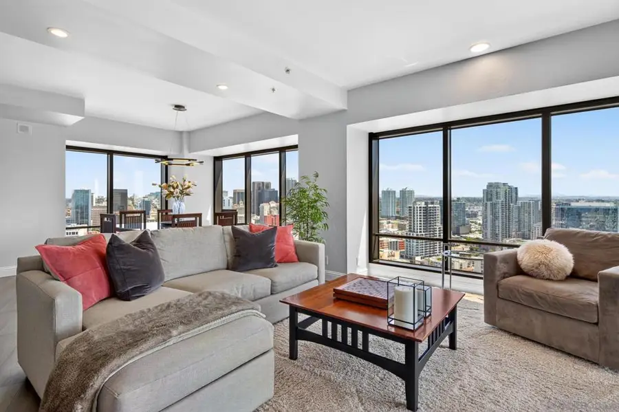 200 Harbor #3001, San Diego, CA 92101 - #3