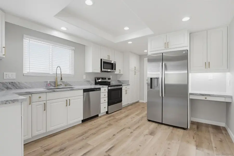 1121 La Mirada Ave, Escondido, CA 92026 - #3