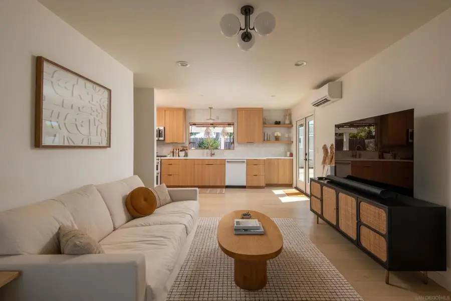 3124 Haidas, San Diego, CA 92117 - #3