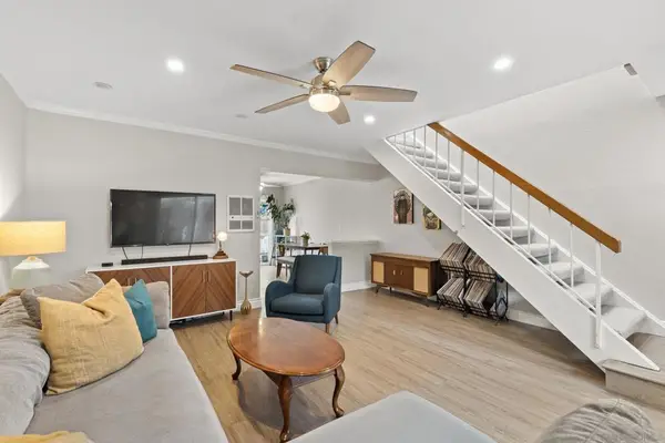 981 N Vulcan Ave #7, Encinitas, CA 92024