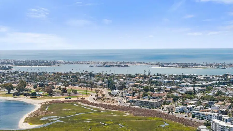 3955 Honeycutt St #103, San Diego, CA 92109 - #2