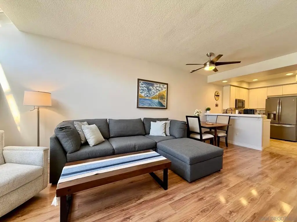 992 S Country Glen Way, Anaheim, CA 92808 - #1