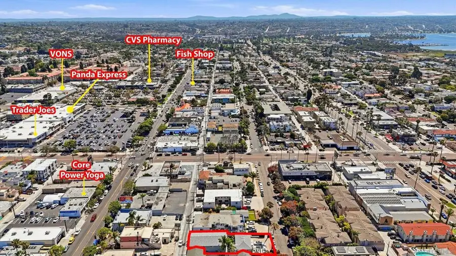 1522 24 Hornblend, San Diego, CA 92109 - #3