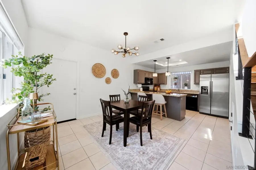 1382 Palomar, Vista, CA 92084 - #2