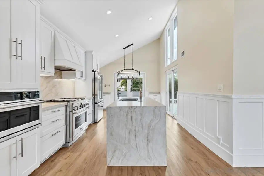 Address Withheld By Seller, San Diego, CA 92109 - #3