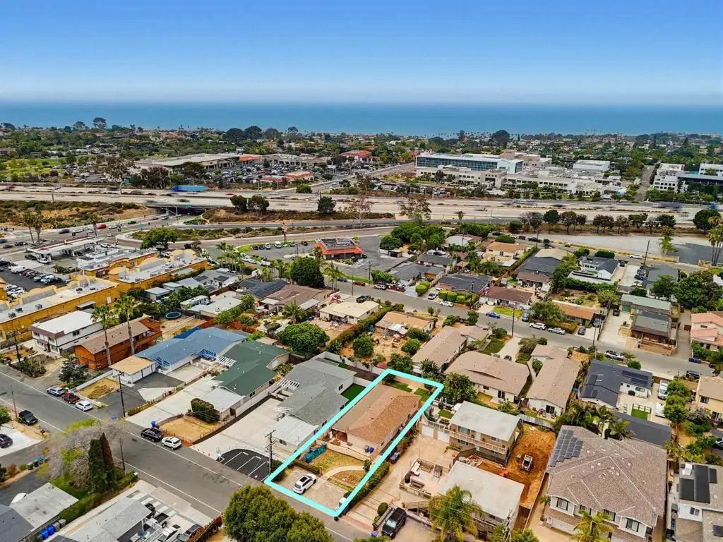1090 Gardena Rd, Encinitas, CA 92024 - #1