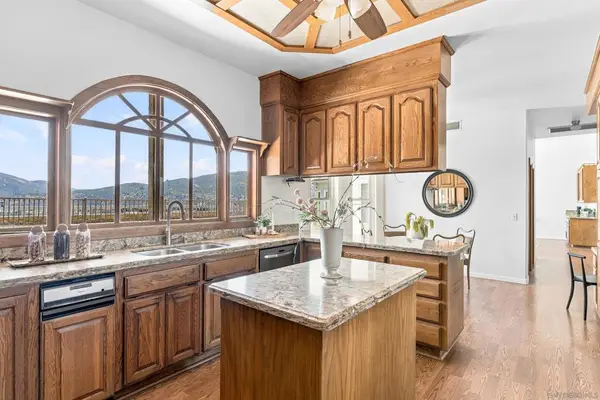 10015 El Capitan Real Rd, El Cajon, CA 92021