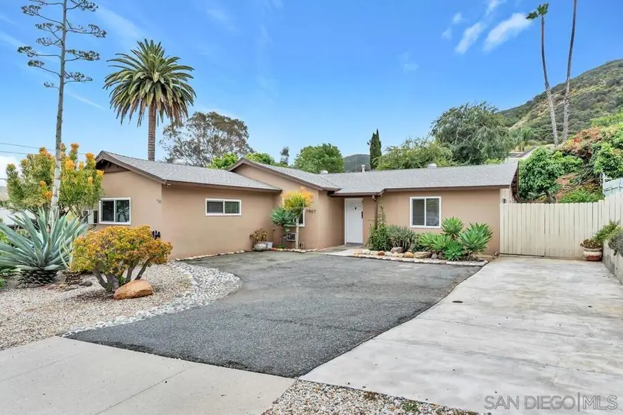7907 Poplin Dr, Santee, CA 92071 - #2
