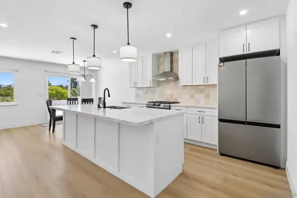 16763 Pinata, San Diego, CA 92128