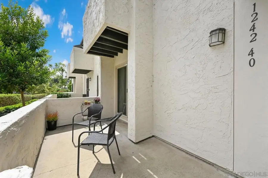 1242 River Glen Row #40, San Diego, CA 92111 - #3