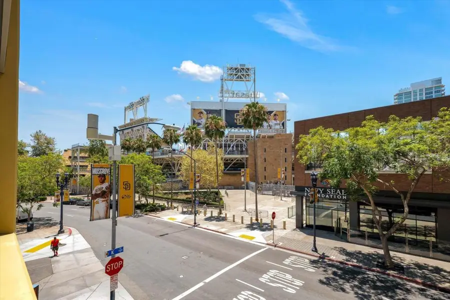 321 10th Ave #212, San Diego, CA 92101 - #2