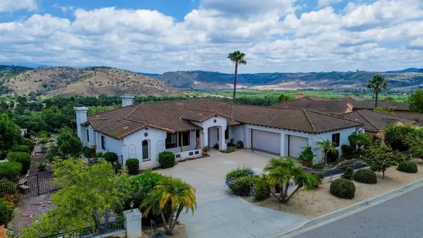 3862 Flowerwood Lane, Fallbrook, CA 92028